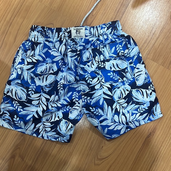 Endless Summer trunk suits - Picture 4 of 4